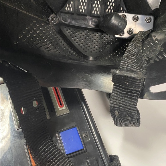 2004 Hasbro Star Wars Darth Vader Talking Helmet - Picture 7 of 12